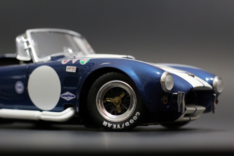 Illustration for article titled LaLD Engine Week: 8 Cylinders - Shelby Cobra 427